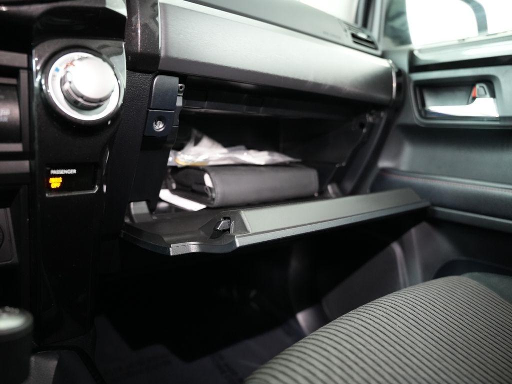 Toyota 4Runner TRD Off Road Premium 4WD (Natl) 2017