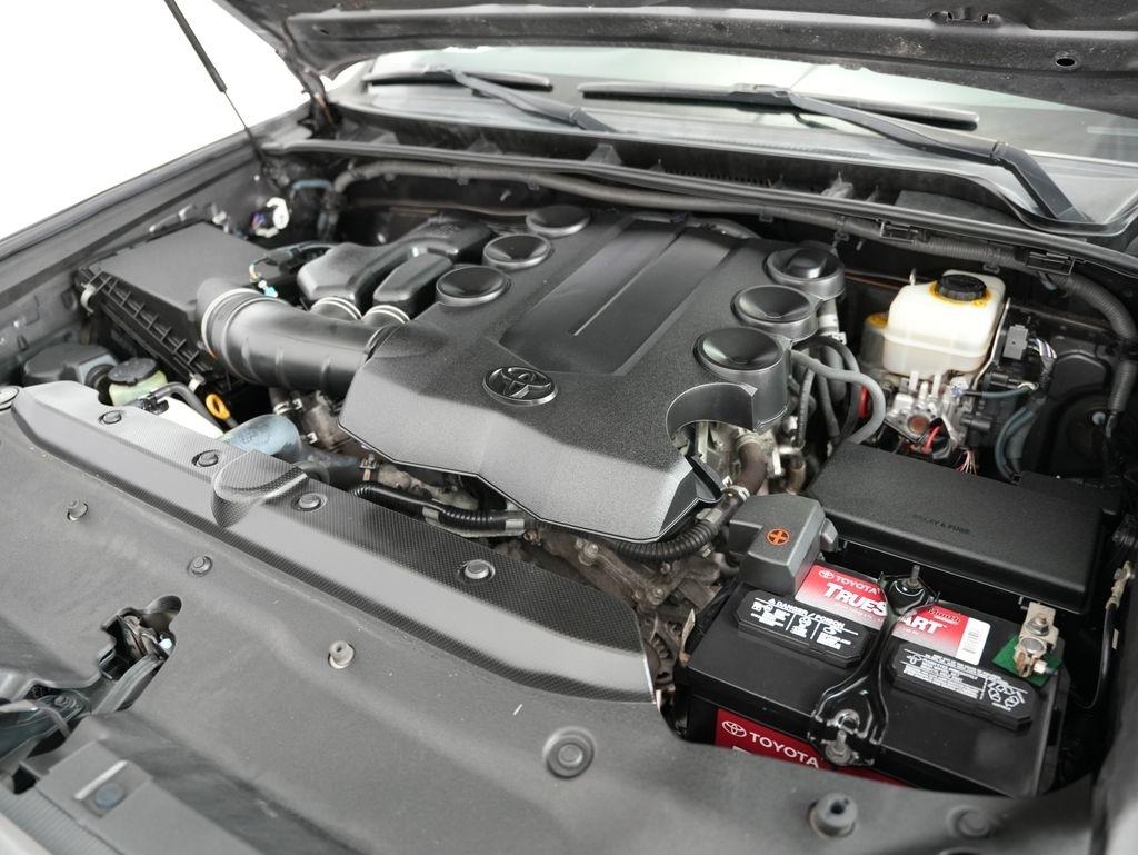 Toyota 4Runner TRD Off Road Premium 4WD (Natl) 2017