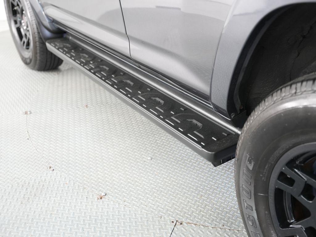 Toyota 4Runner TRD Off Road Premium 4WD (Natl) 2017