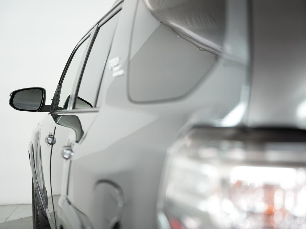 Toyota 4Runner TRD Off Road Premium 4WD (Natl) 2017