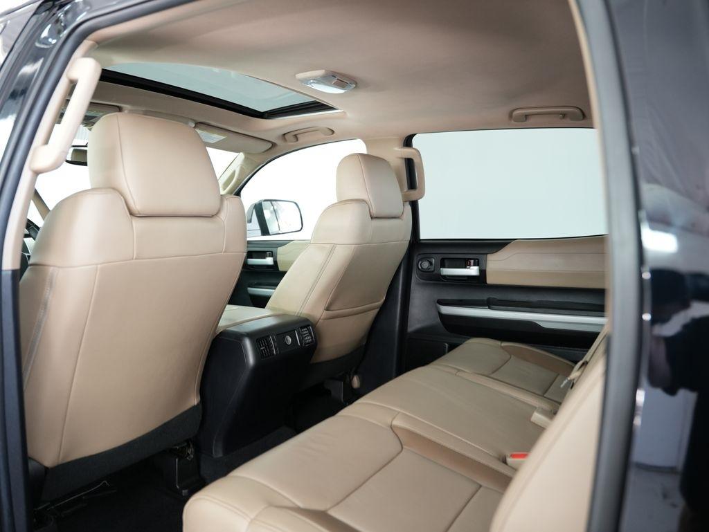 Toyota Tundra 4WD Limited CrewMax 5.5' Bed 5.7L (Natl) 2020