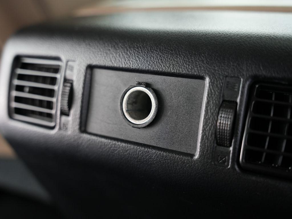 Toyota Tundra 4WD Limited CrewMax 5.5' Bed 5.7L (Natl) 2020