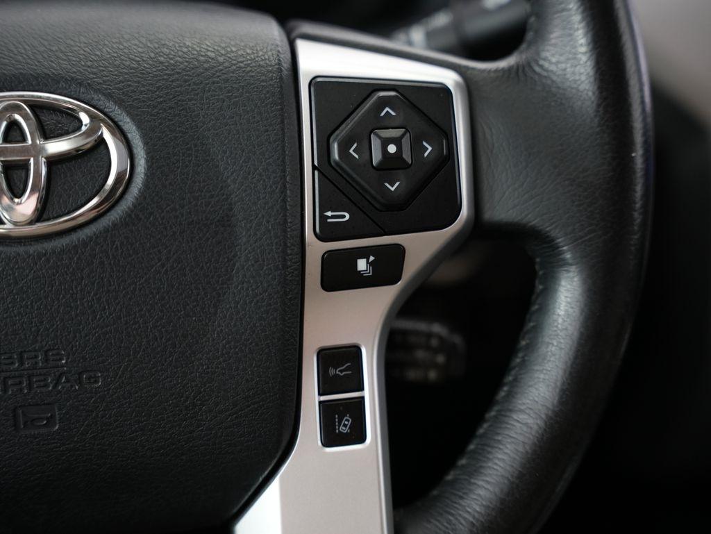 Toyota Tundra 4WD Limited CrewMax 5.5' Bed 5.7L (Natl) 2020