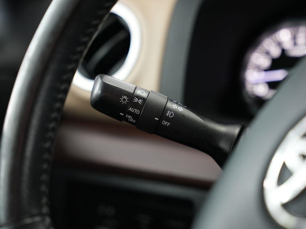 Toyota Tundra 4WD Limited CrewMax 5.5' Bed 5.7L (Natl) 2020