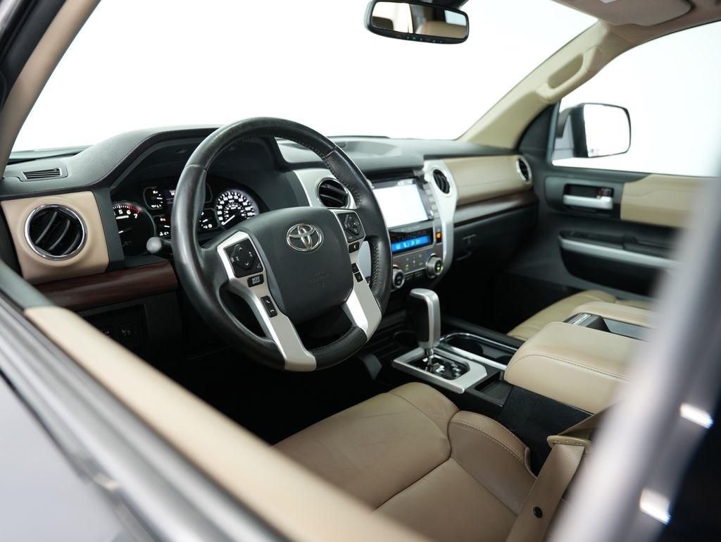 Toyota Tundra 4WD Limited CrewMax 5.5' Bed 5.7L (Natl) 2020