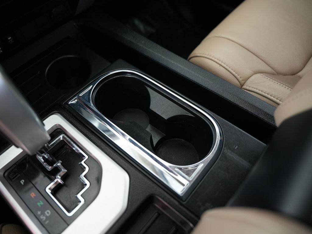 Toyota Tundra 4WD Limited CrewMax 5.5' Bed 5.7L (Natl) 2020