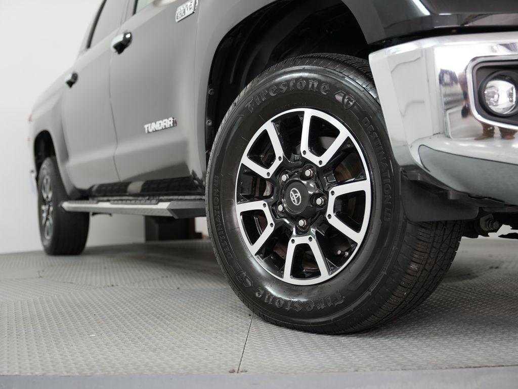 Toyota Tundra 4WD Limited CrewMax 5.5' Bed 5.7L (Natl) 2020