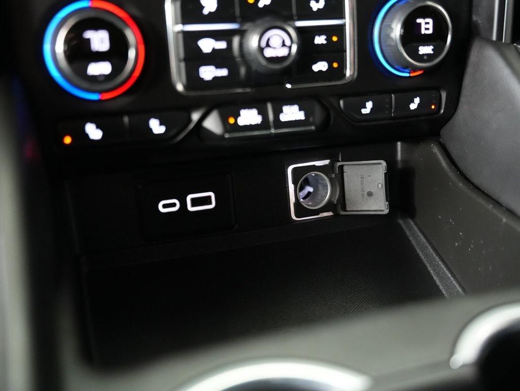 Chevrolet Tahoe 4WD 4dr Z71 2022