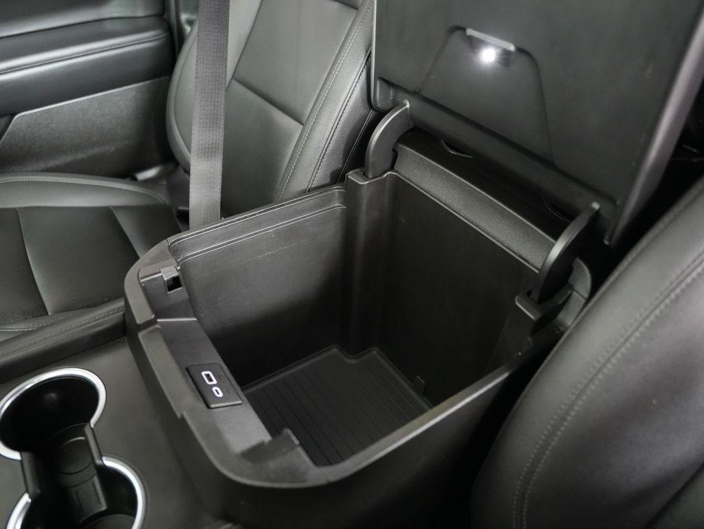 Chevrolet Tahoe 4WD 4dr Z71 2022