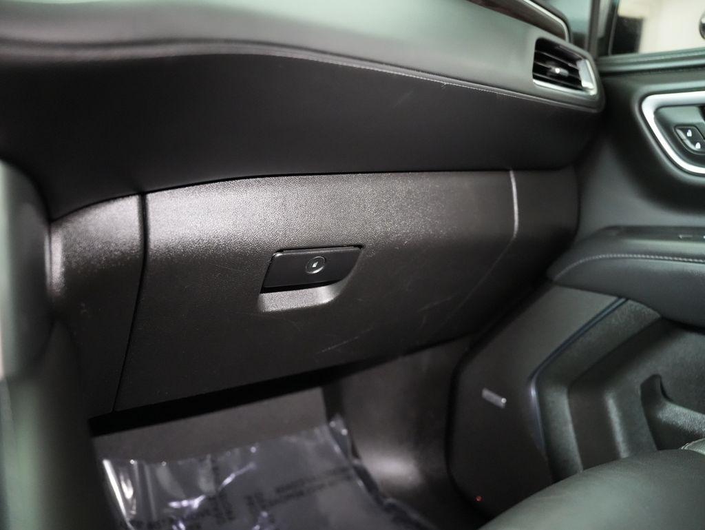 Chevrolet Tahoe 4WD 4dr Z71 2022