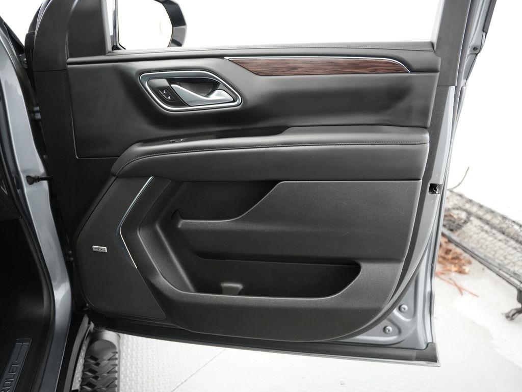 Chevrolet Tahoe 4WD 4dr Z71 2022