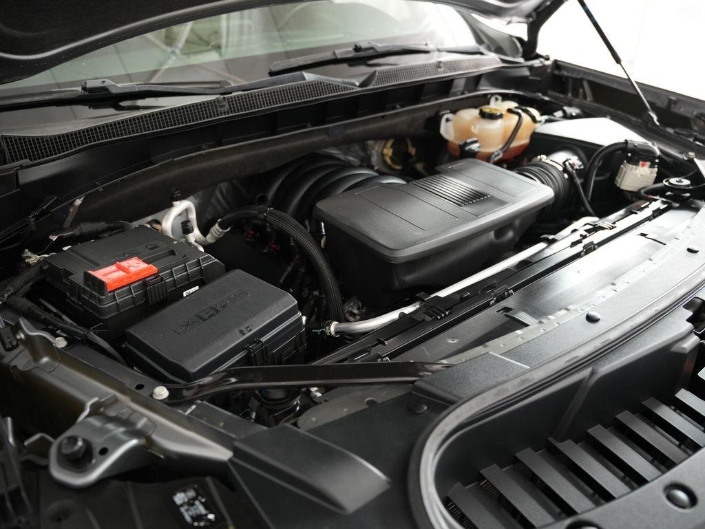 Chevrolet Tahoe 4WD 4dr Z71 2022