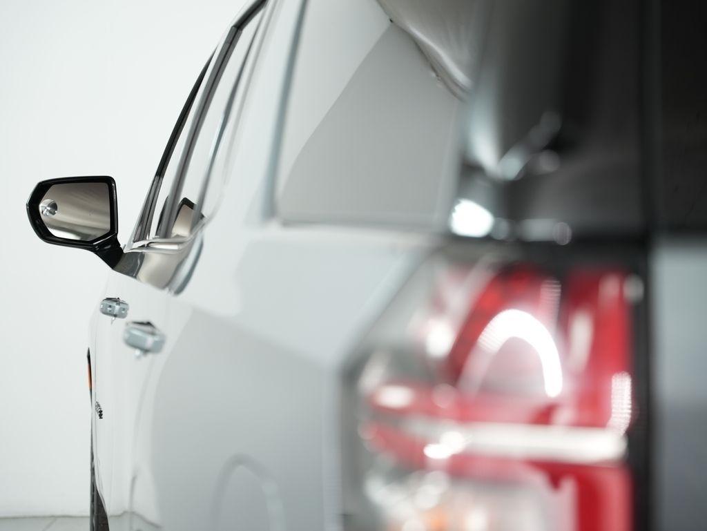 Chevrolet Tahoe 4WD 4dr Z71 2022