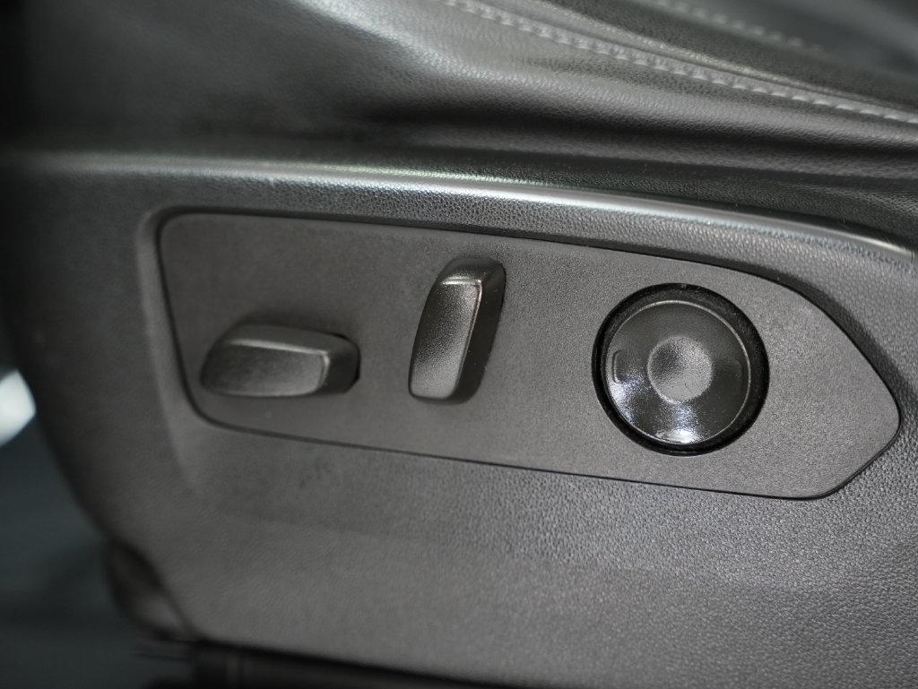 Chevrolet Tahoe 4WD 4dr Z71 2022