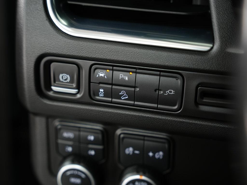 Chevrolet Tahoe 4WD 4dr Z71 2022