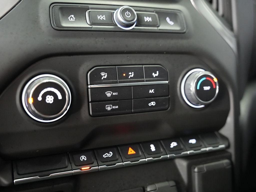 Chevrolet Silverado 1500 2WD Crew Cab 147" Custom 2021