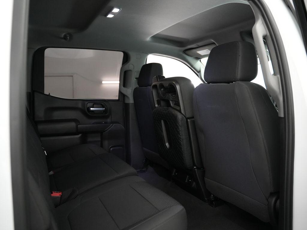 Chevrolet Silverado 1500 2WD Crew Cab 147" Custom 2021