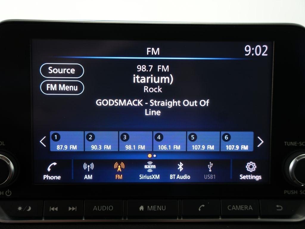 Nissan Sentra SV CVT 2020