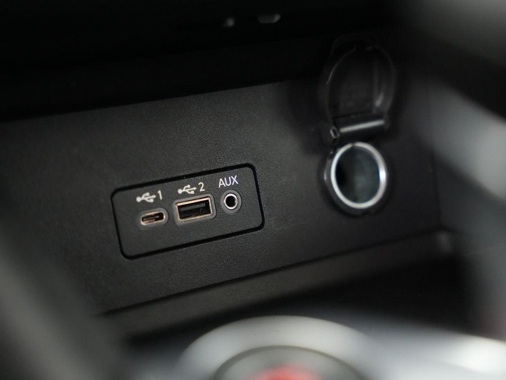 Nissan Sentra SV CVT 2020