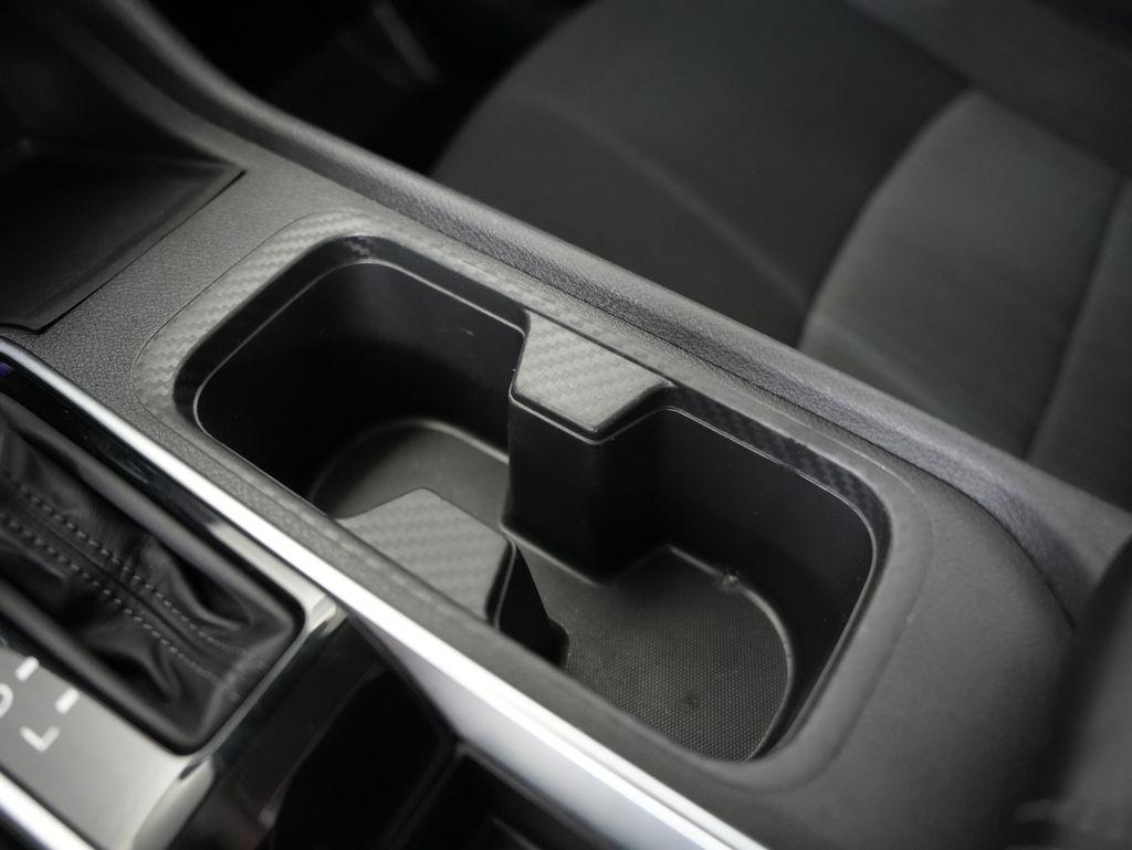 Nissan Sentra SV CVT 2020