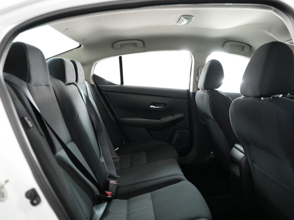 Nissan Sentra SV CVT 2020