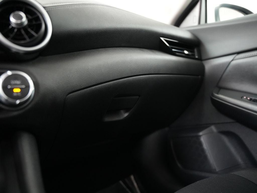 Nissan Sentra SV CVT 2020