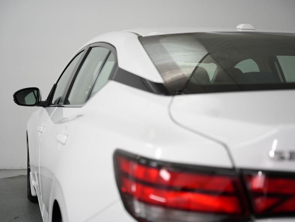 Nissan Sentra SV CVT 2020