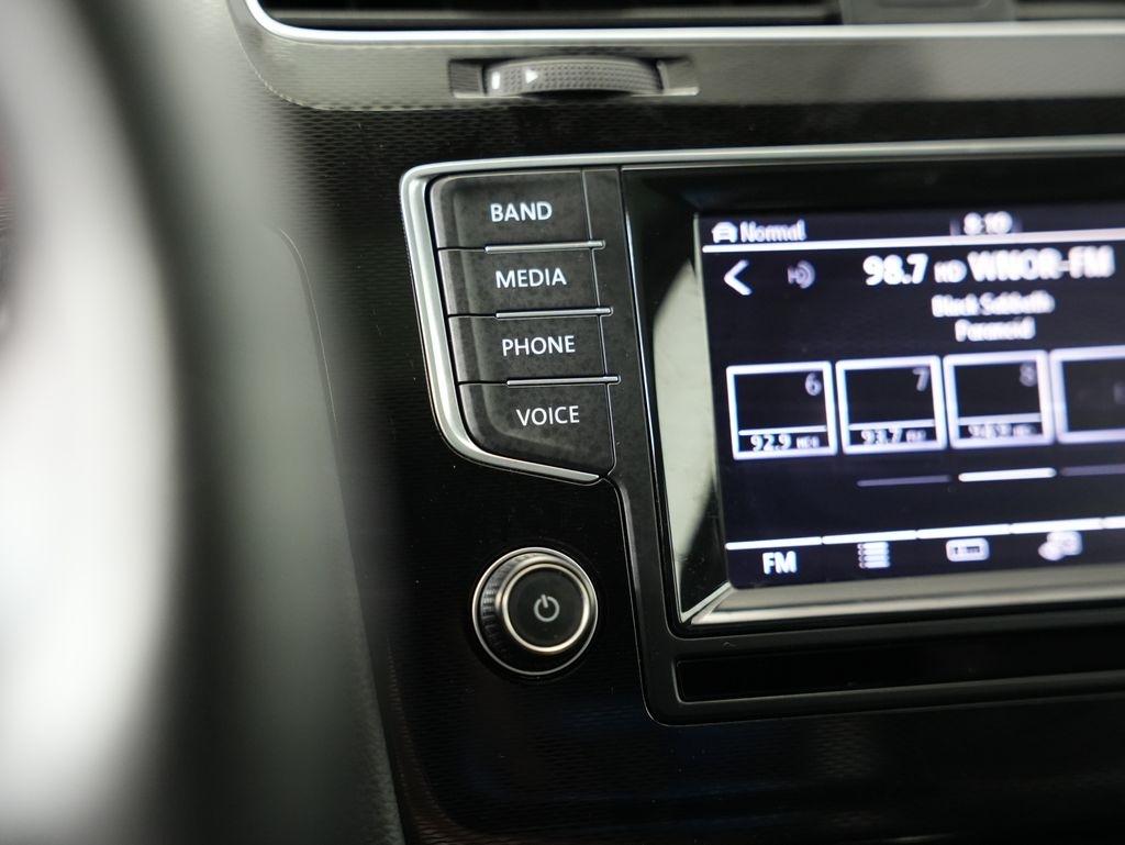 Volkswagen Golf GTI 4dr HB DSG Autobahn 2015