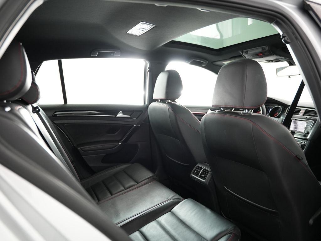 Volkswagen Golf GTI 4dr HB DSG Autobahn 2015