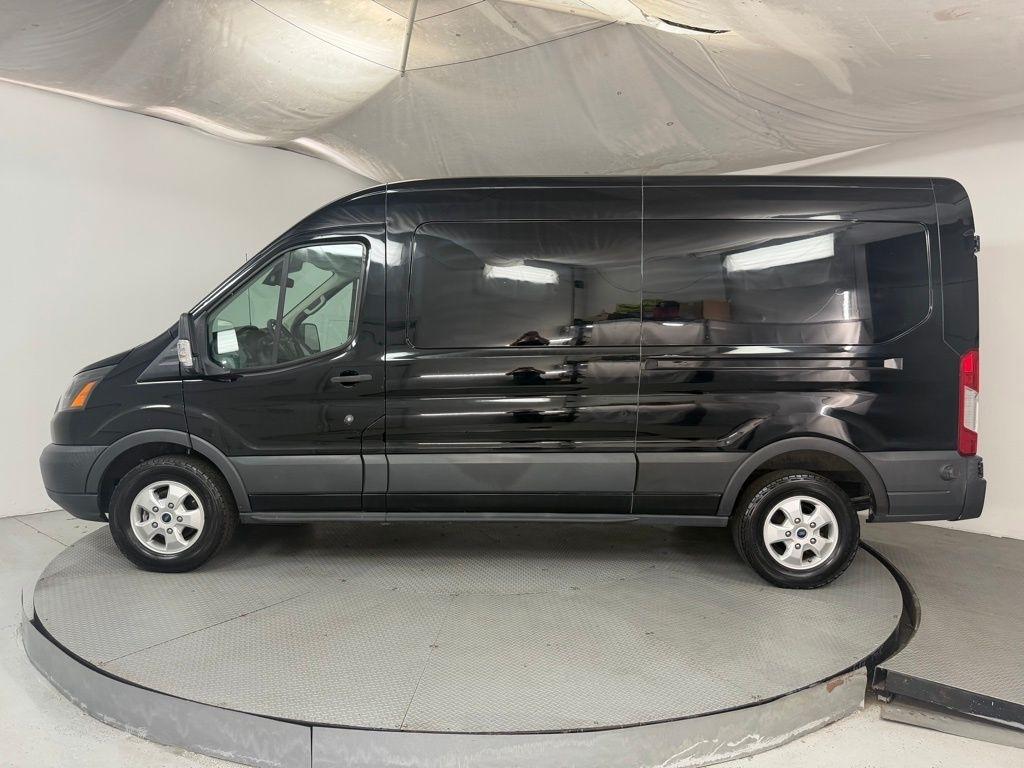 Ford Transit Van T-250 148" Med Rf 9000 GVWR Sliding RH Dr 2018