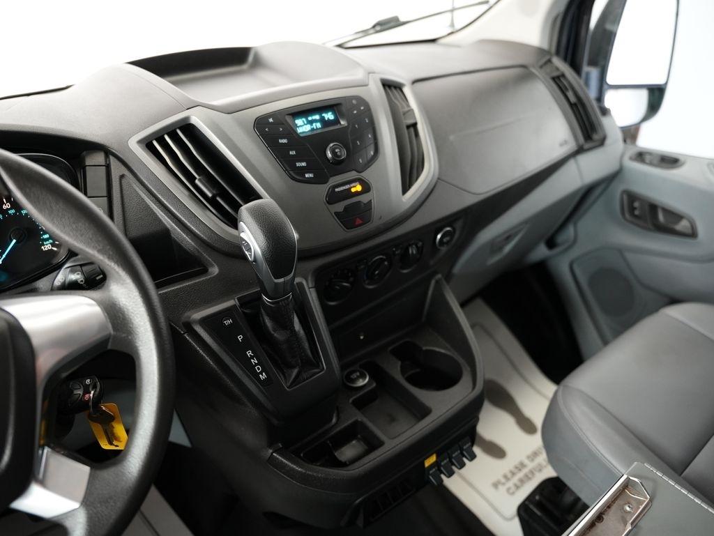 Ford Transit Van T-250 148" Med Rf 9000 GVWR Sliding RH Dr 2018