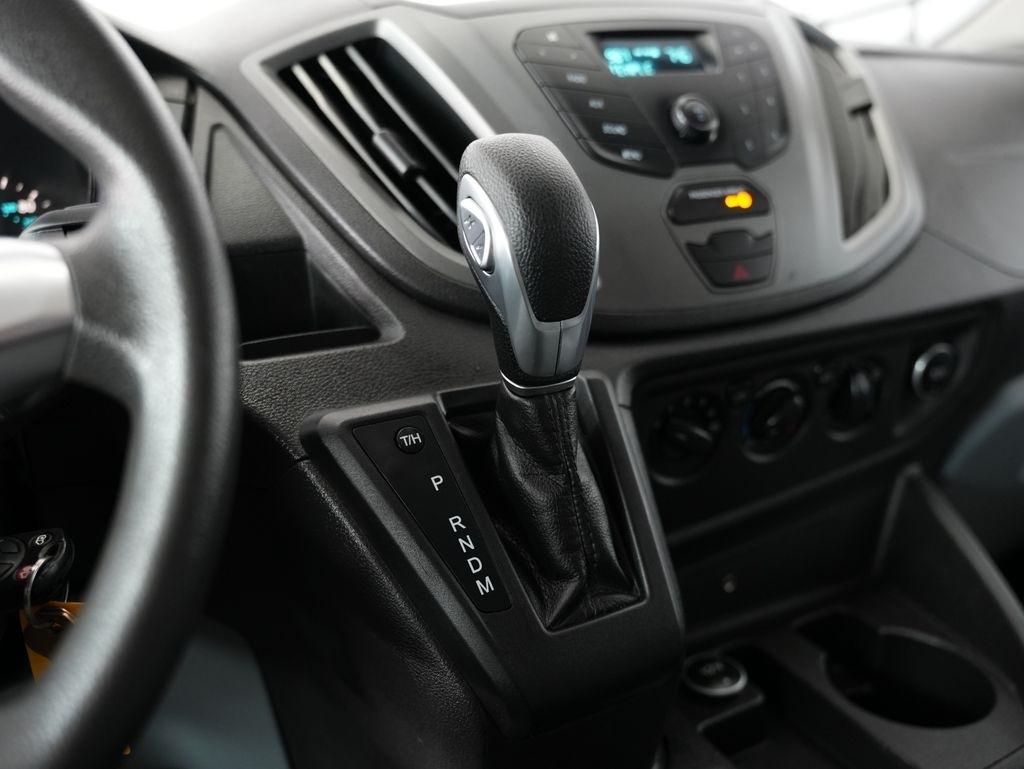 Ford Transit Van T-250 148" Med Rf 9000 GVWR Sliding RH Dr 2018