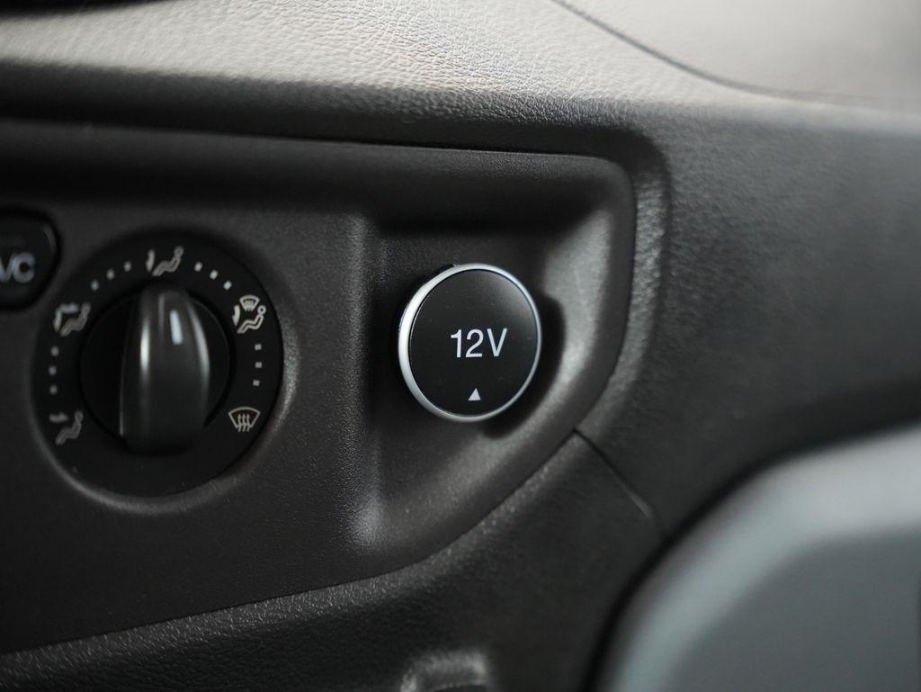 Ford Transit Van T-250 148" Med Rf 9000 GVWR Sliding RH Dr 2018