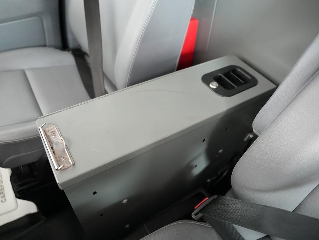 Ford Transit Van T-250 148" Med Rf 9000 GVWR Sliding RH Dr 2018