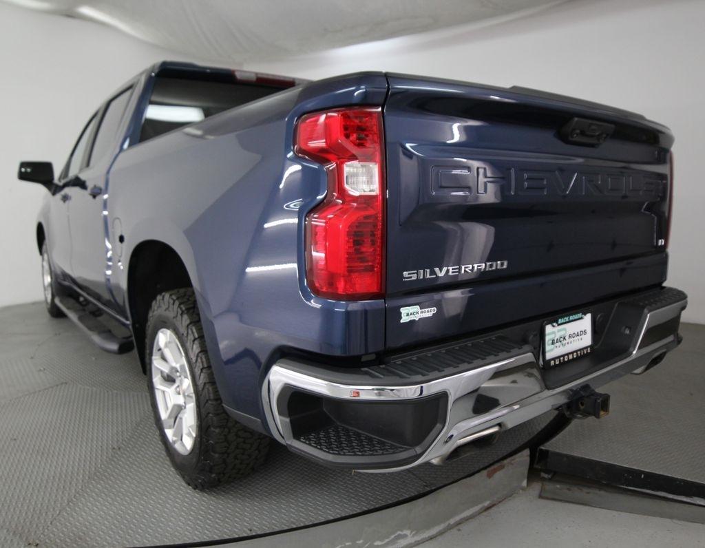 Chevrolet Silverado 1500 4WD Crew Cab 147" LT w/1LT 2023