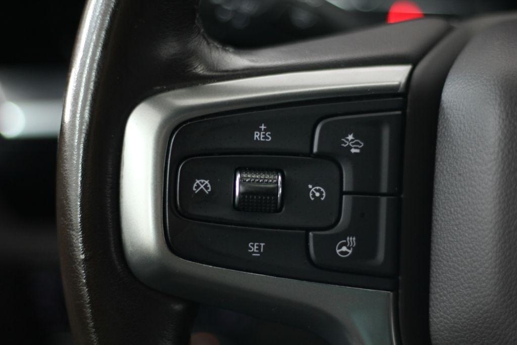 Chevrolet Silverado 1500 4WD Crew Cab 147" LT w/1LT 2023