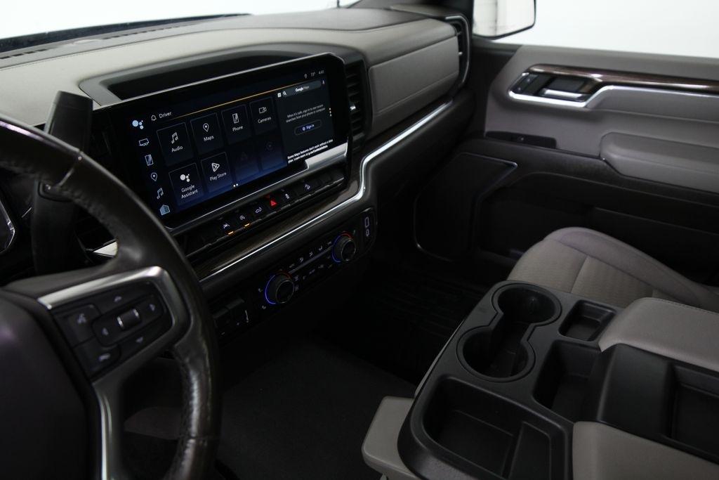 Chevrolet Silverado 1500 4WD Crew Cab 147" LT w/1LT 2023