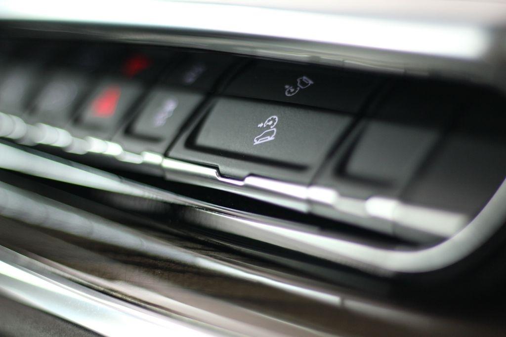 Chevrolet Silverado 1500 4WD Crew Cab 147" LT w/1LT 2023