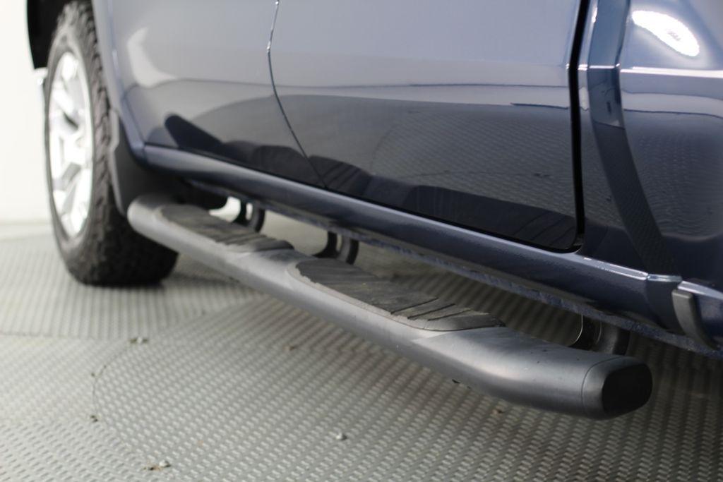 Chevrolet Silverado 1500 4WD Crew Cab 147" LT w/1LT 2023