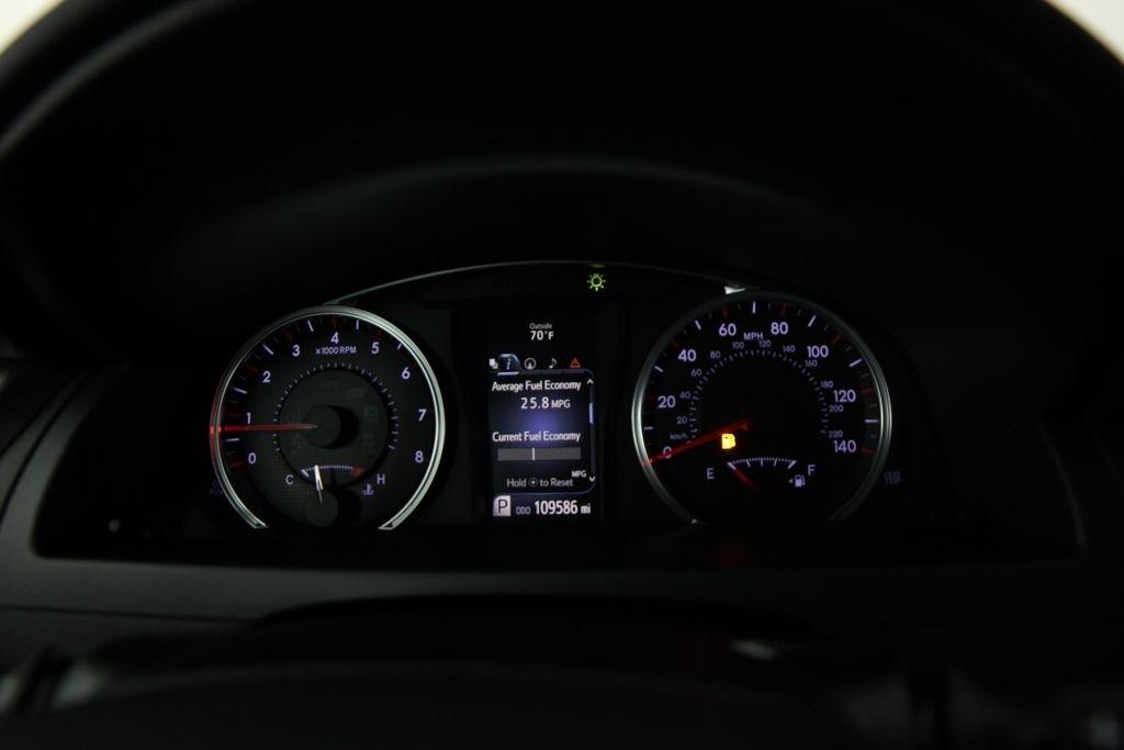 Toyota Camry XLE Auto (Natl) 2017