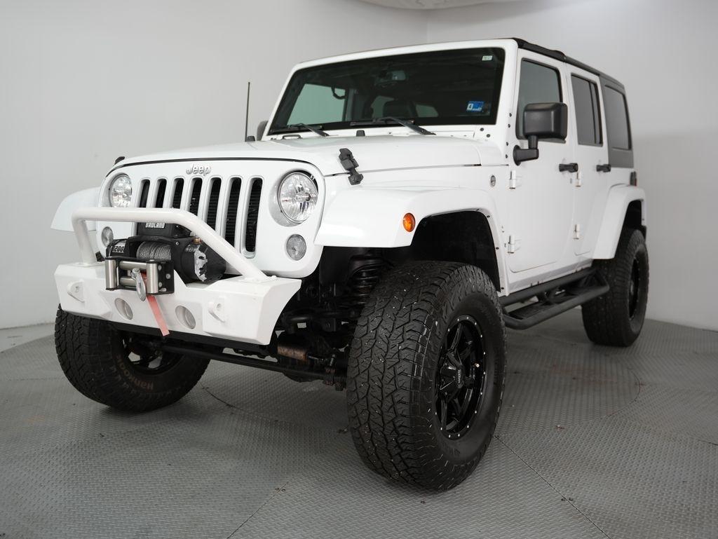 Jeep Wrangler Unlimited 4WD 4dr Sahara 2016