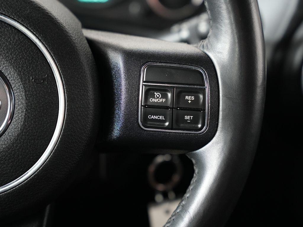 Jeep Wrangler Unlimited 4WD 4dr Sahara 2016