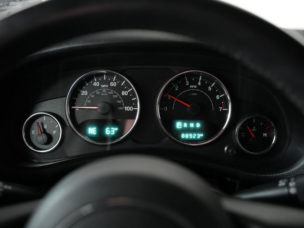 Jeep Wrangler Unlimited 4WD 4dr Sahara 2016