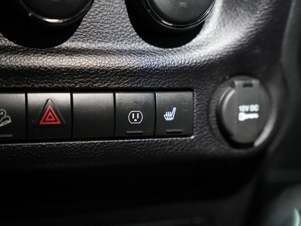 Jeep Wrangler Unlimited 4WD 4dr Sahara 2016