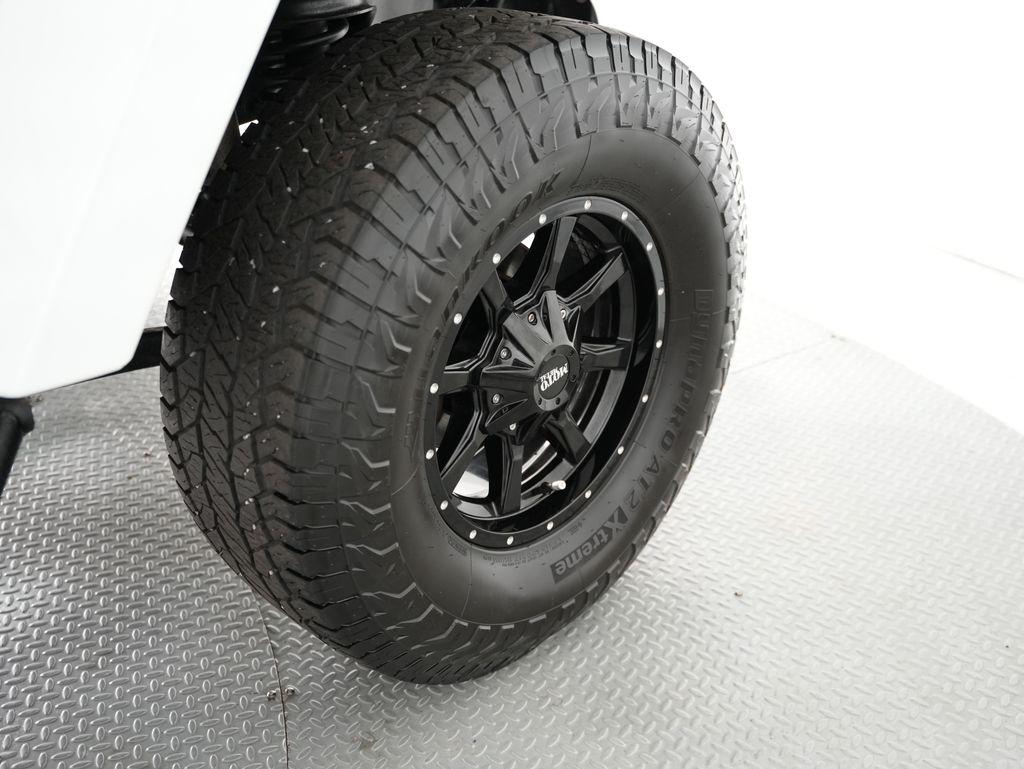 Jeep Wrangler Unlimited 4WD 4dr Sahara 2016