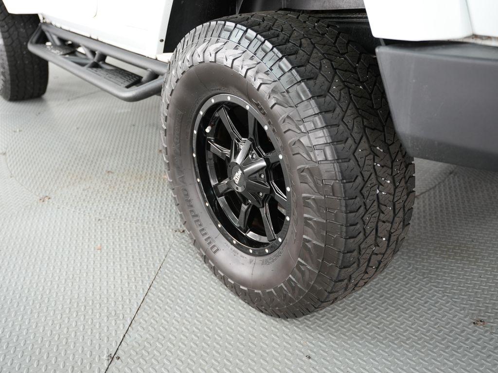 Jeep Wrangler Unlimited 4WD 4dr Sahara 2016