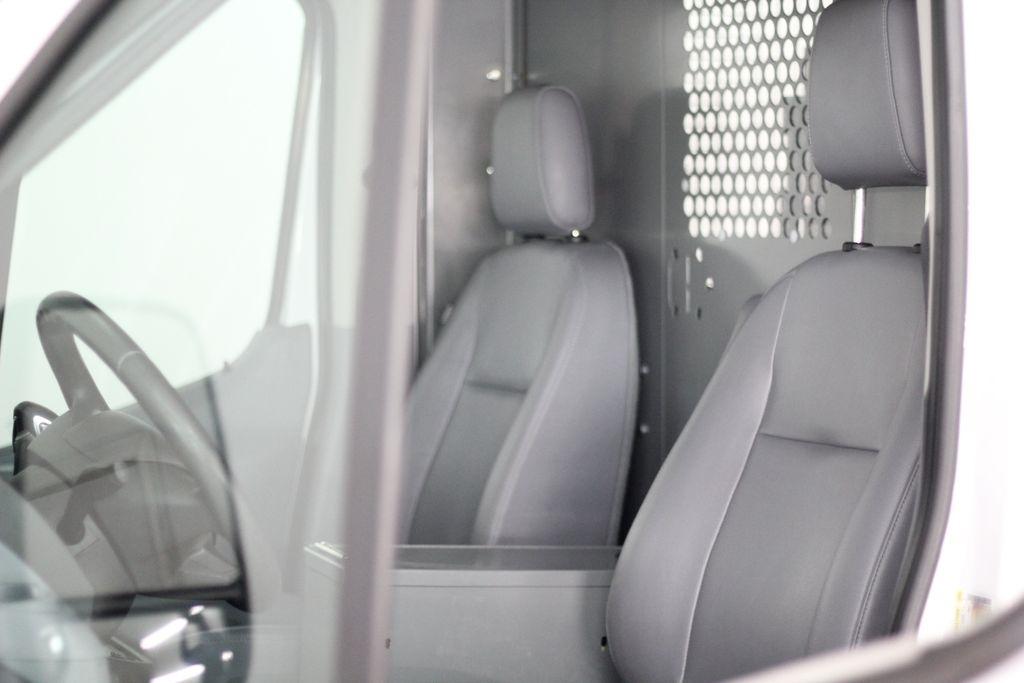 Ford Transit Van T-350 148" Med Rf 9500 GVWR Sliding RH Dr 2018