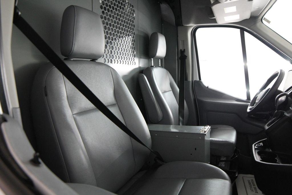 Ford Transit Van T-350 148" Med Rf 9500 GVWR Sliding RH Dr 2018