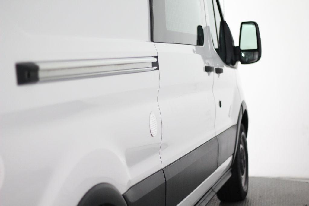 Ford Transit Van T-350 148" Med Rf 9500 GVWR Sliding RH Dr 2018