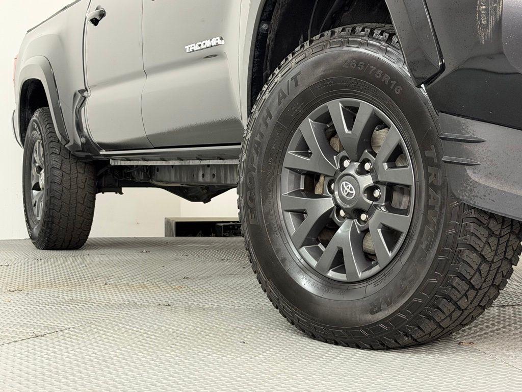 Toyota Tacoma 2WD TRD Sport Double Cab 6' Bed V6 AT (Natl) 2022